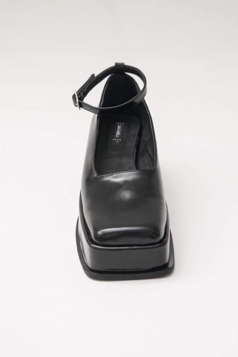 ZAPATO DE CUERO GINKGO