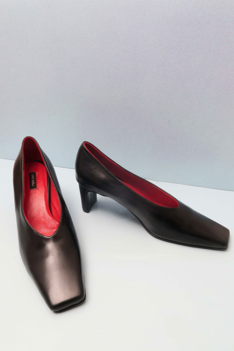 ZAPATO DE CUERO NARANJO