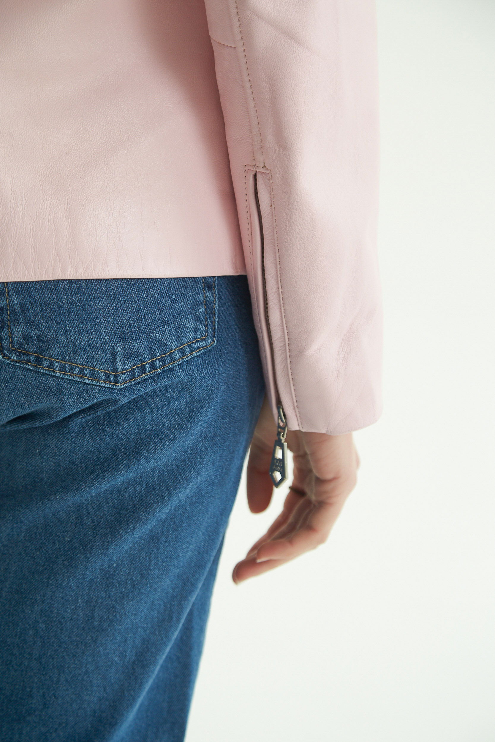 CAMPERA DE CUERO TRINY // OVINO ITALIANO