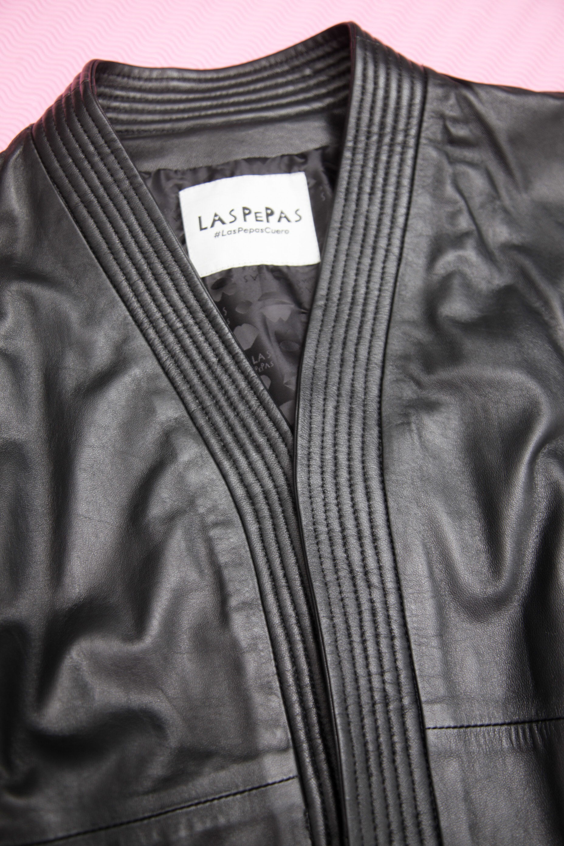 KIMONO DE CUERO LIU // OVINO 