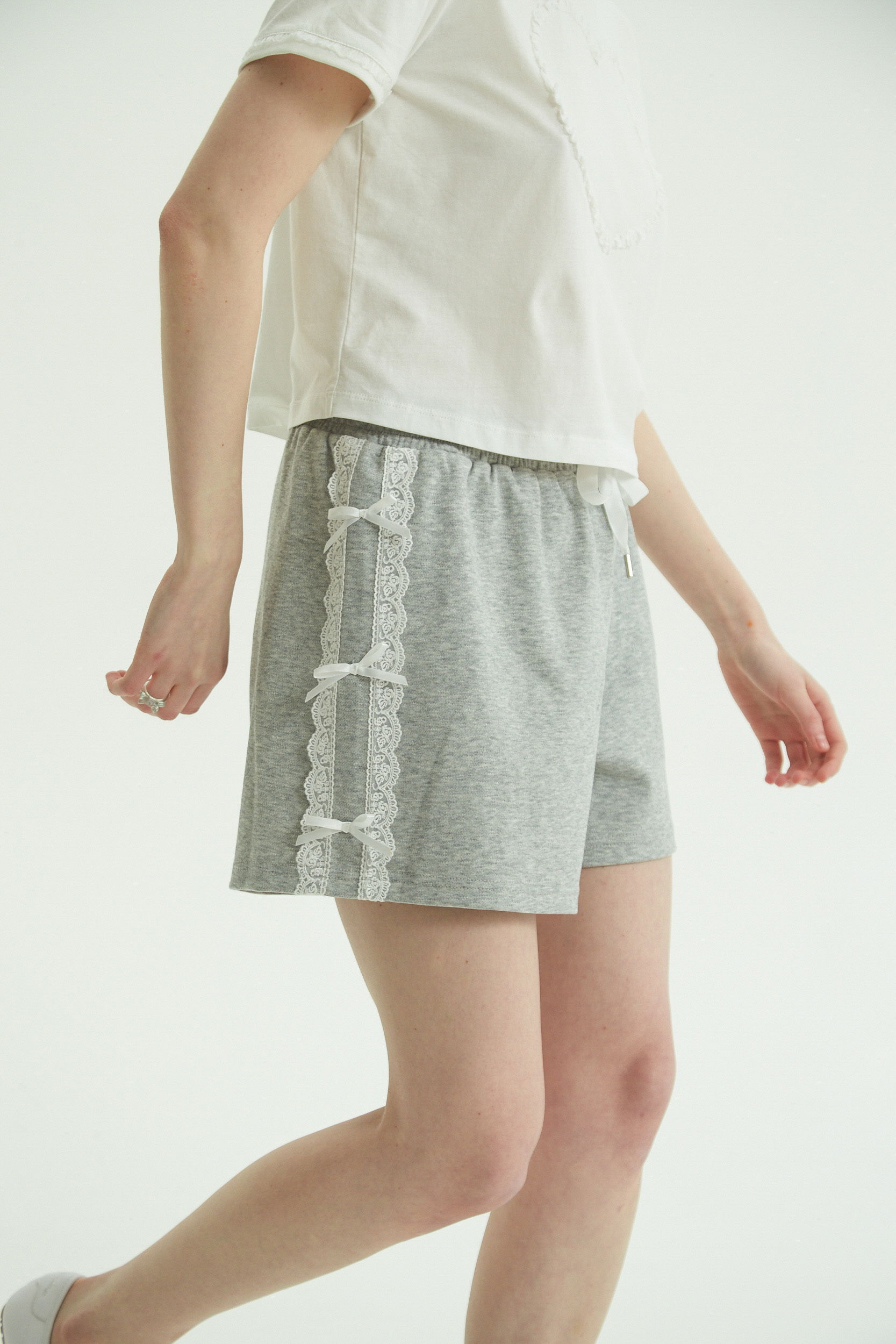 SHORT NYLA
