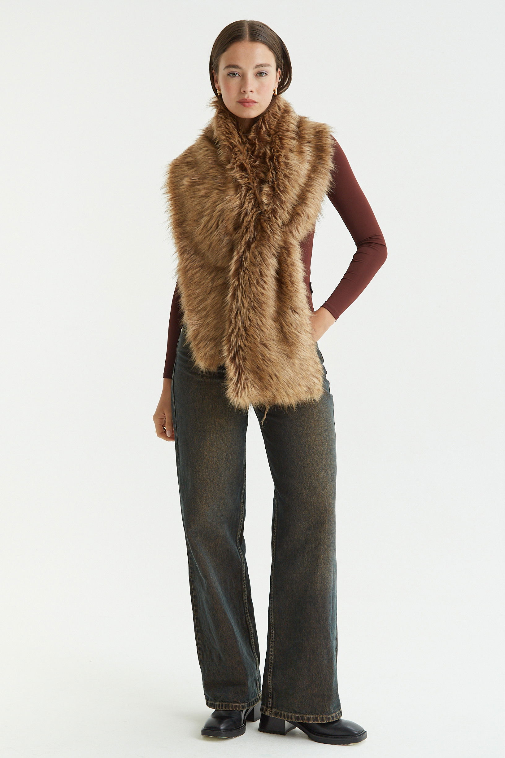 PANTALÓN DE JEAN BOLING OCRE