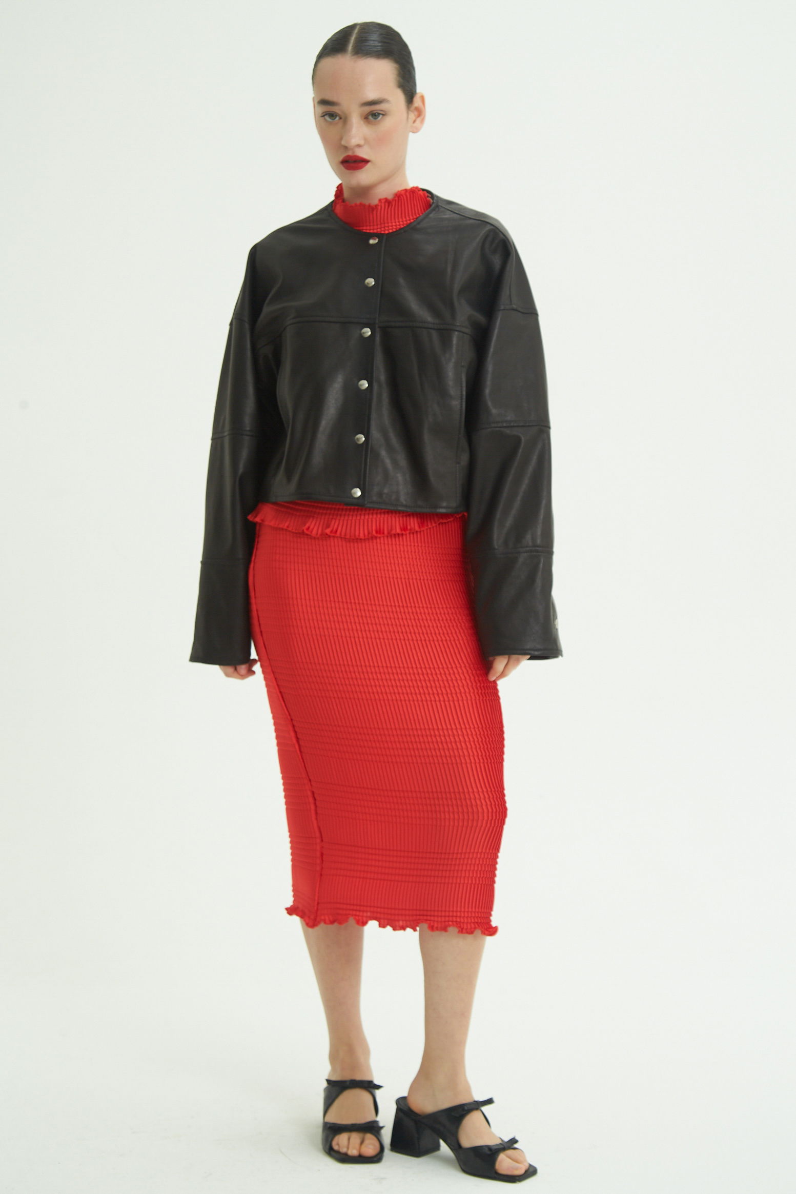 CAMPERA DE CUERO MIKO // OVINO
