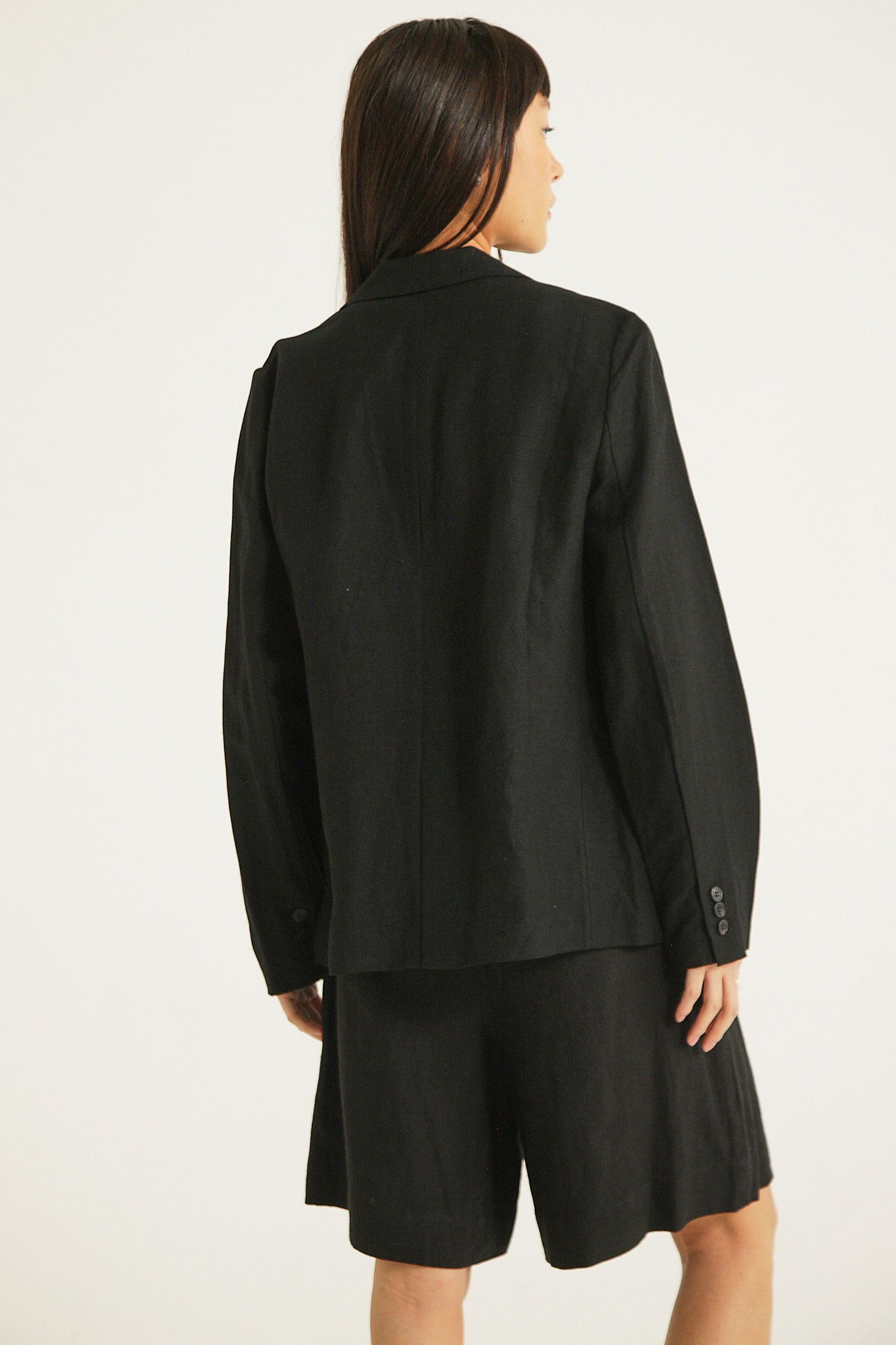 BERMUDA DE LINO DIONNE 