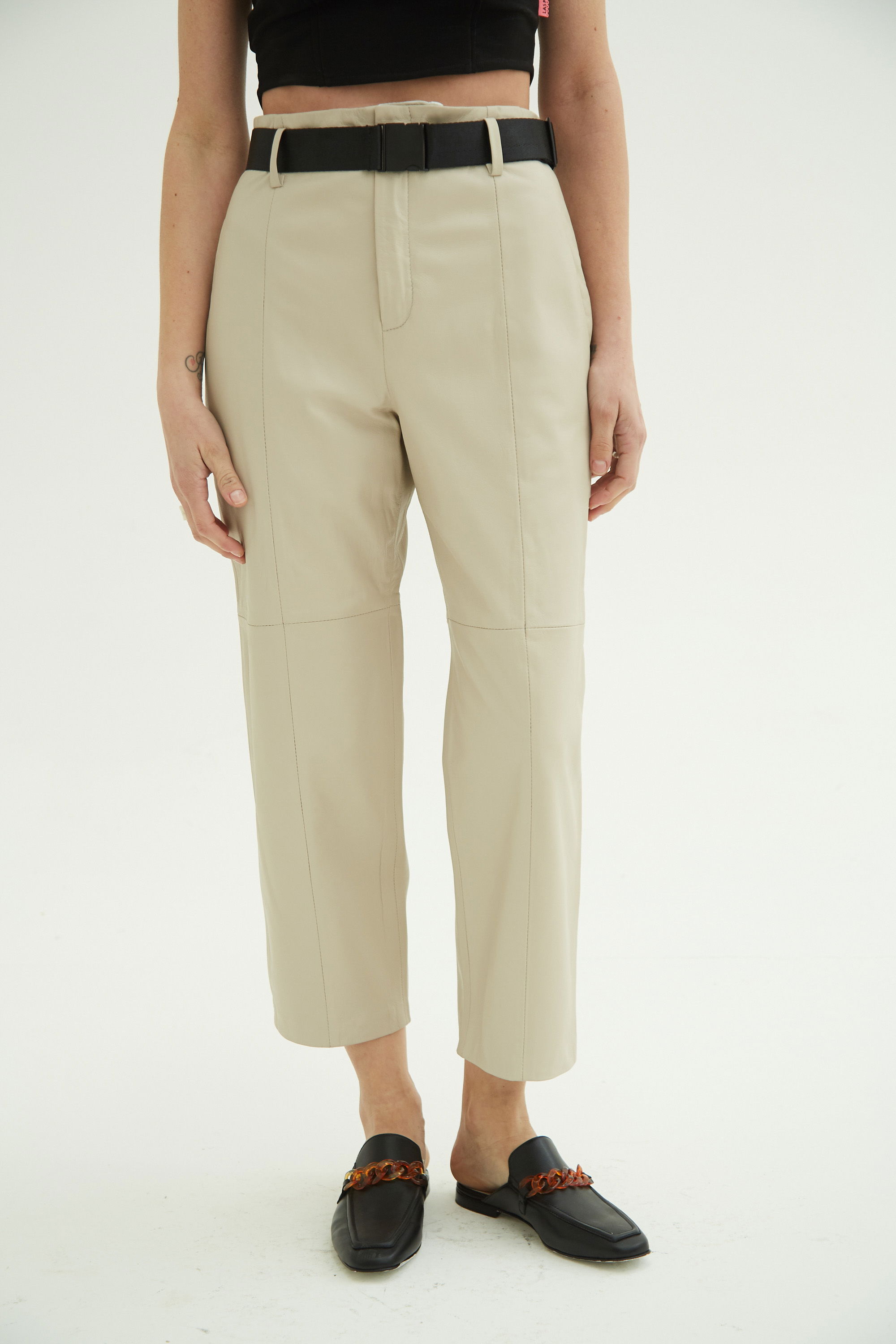 MULE DE CUERO CELIO