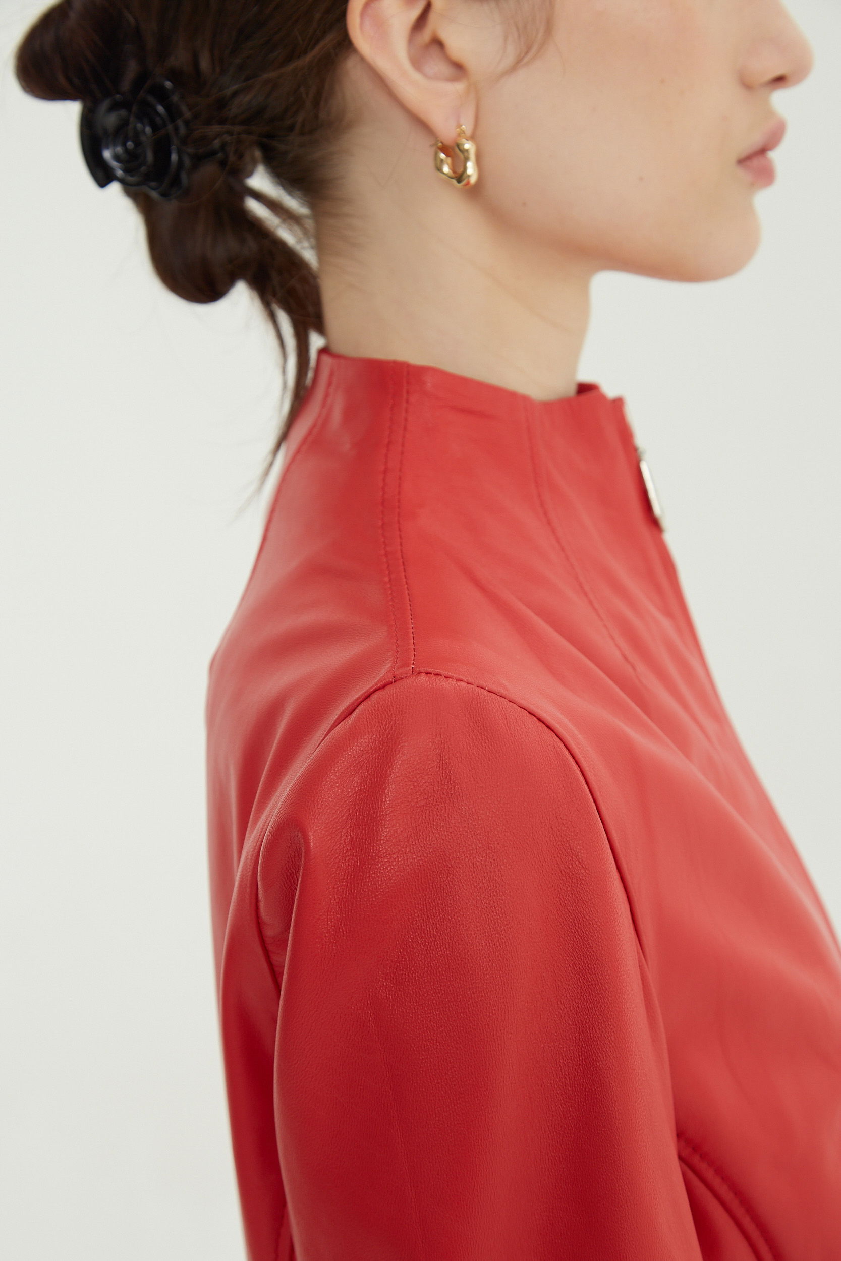 CAMPERA DE CUERO LISA // OVINO